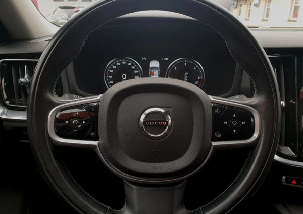 Volvo V60 Cross Country cena 124900 przebieg: 123961, rok produkcji 2020 z Warszawa małe 742